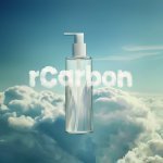 Qualiform launches first bottle partly derived from recycled carbon emissions (Photo : Qualiform)